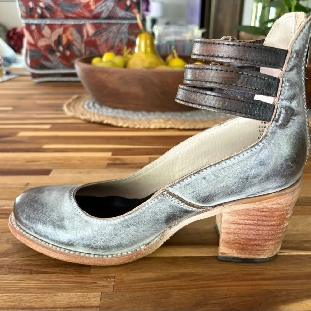 Freebird Randi - Picture 2 of 10